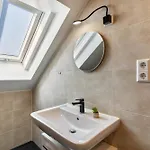Sena Apartment *